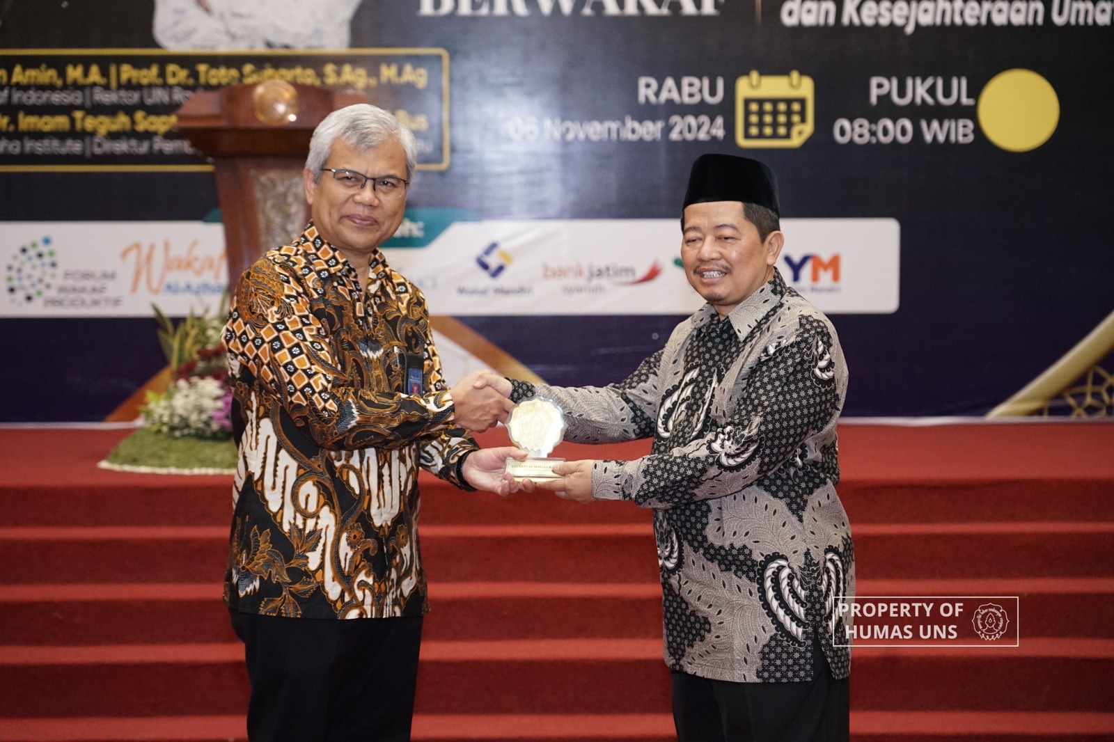 UNS Signs Memorandum of Understanding with Indonesian Waqf Board at WGTC Solo Raya Opening
