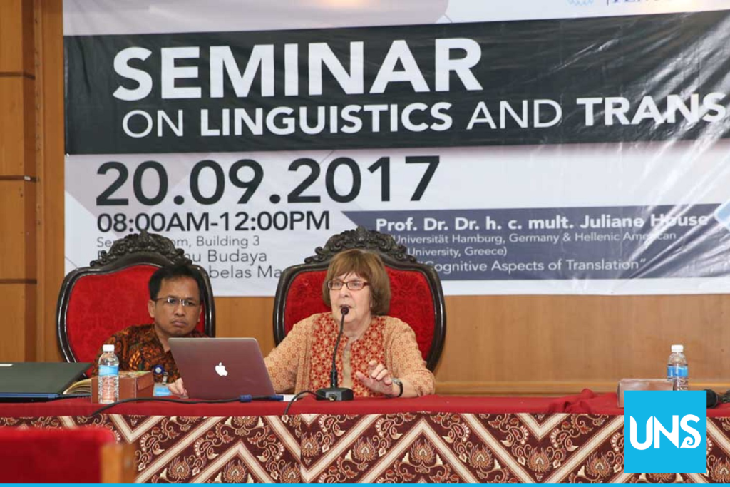 Juliane House di seminar on Linguistics and Translation