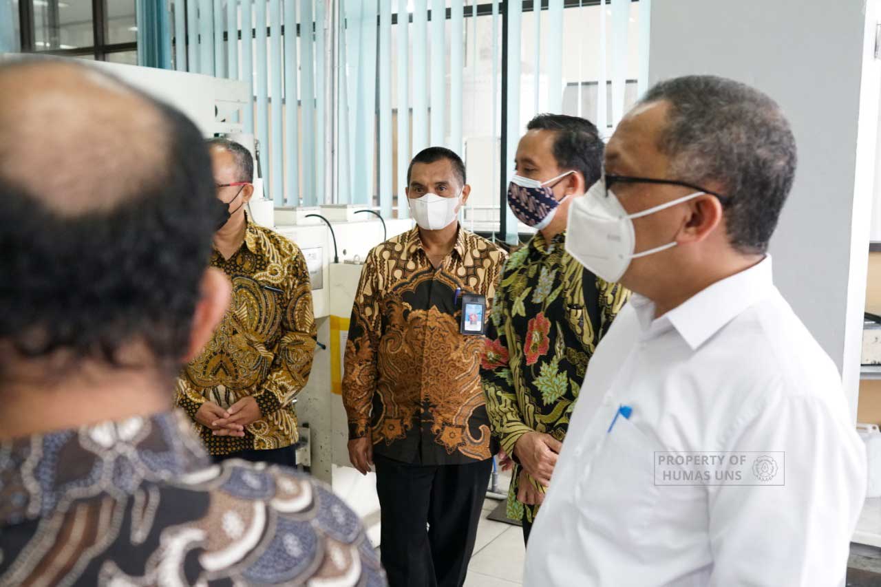 Kepala BRIN Kunjungi PUI Baterai Lithium UNS