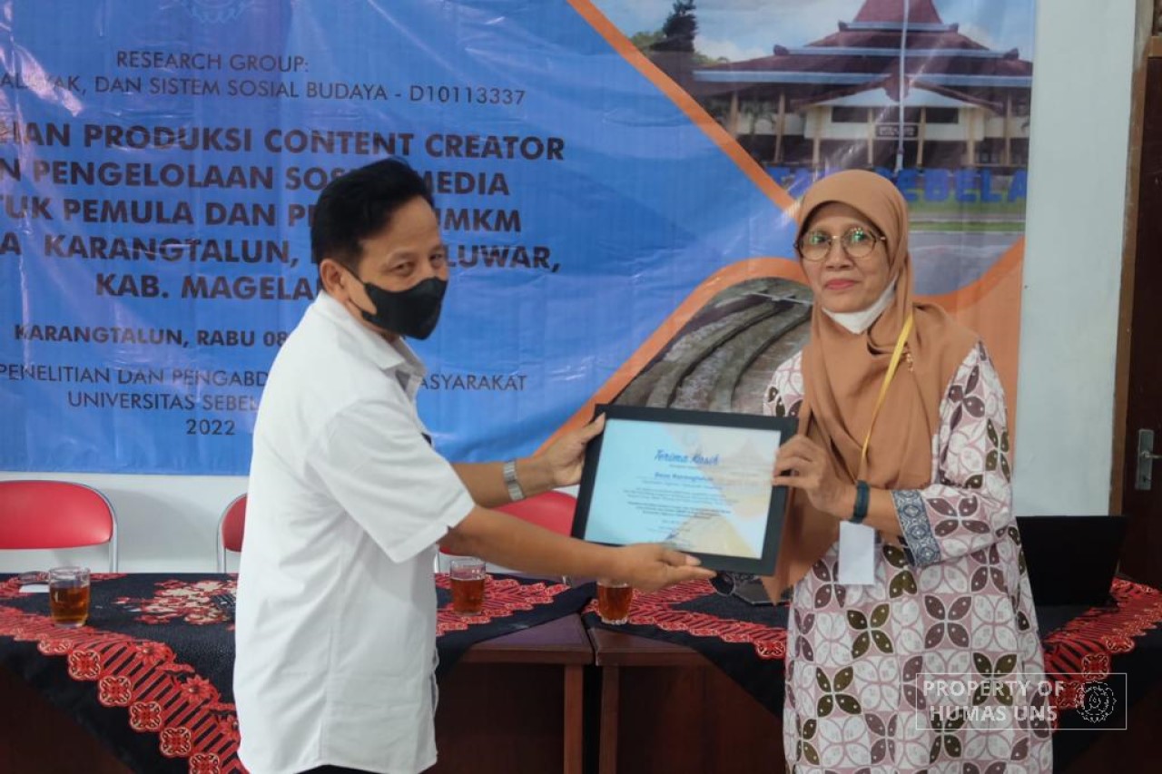Dosen UNS Berikan Pelatihan Pembuatan Konten Media Sosial untuk Pemerintah Desa dan Pelaku UMKM