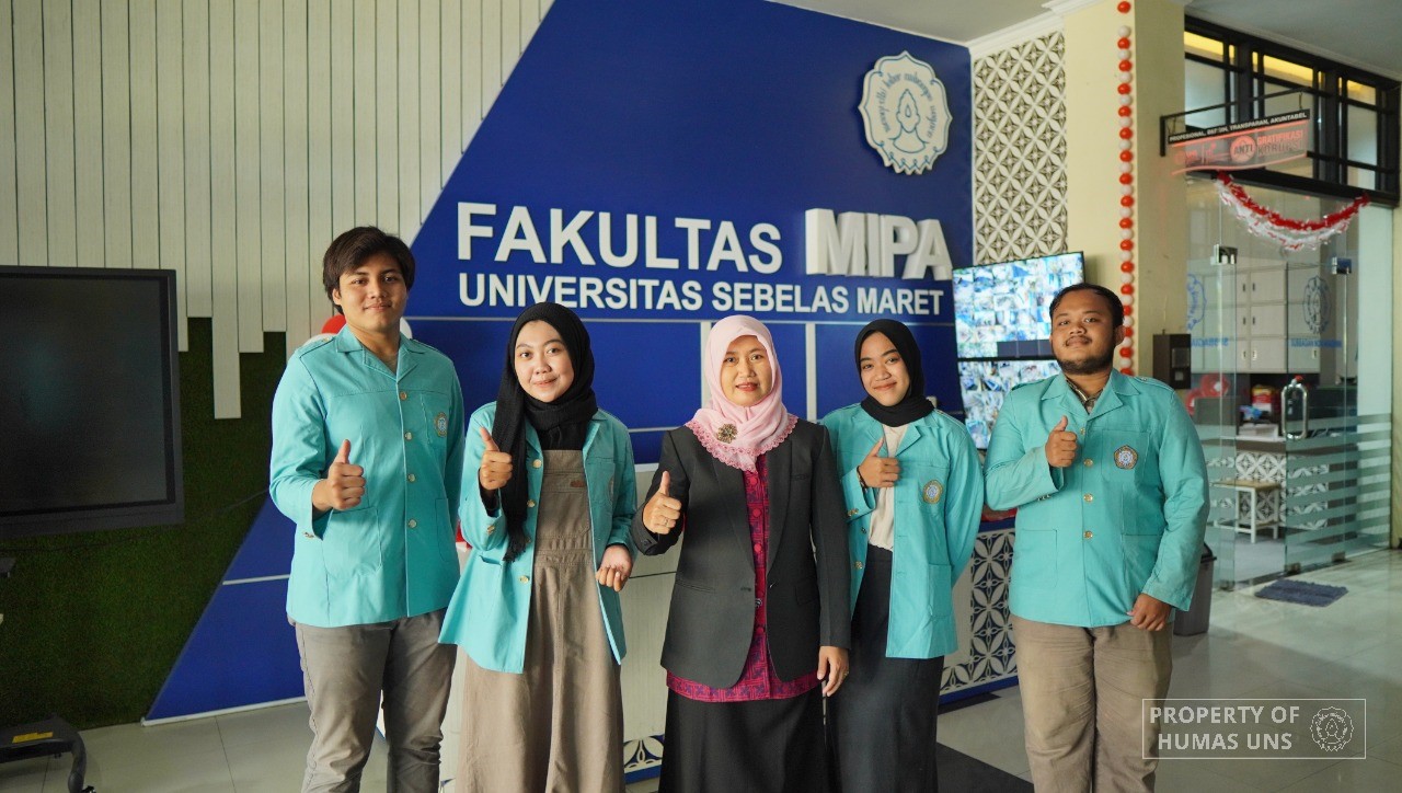 Tim PKM UNS Sukses Memproduksi Biolistrik dari Eceng Gondok dan Lumpur Lapindo