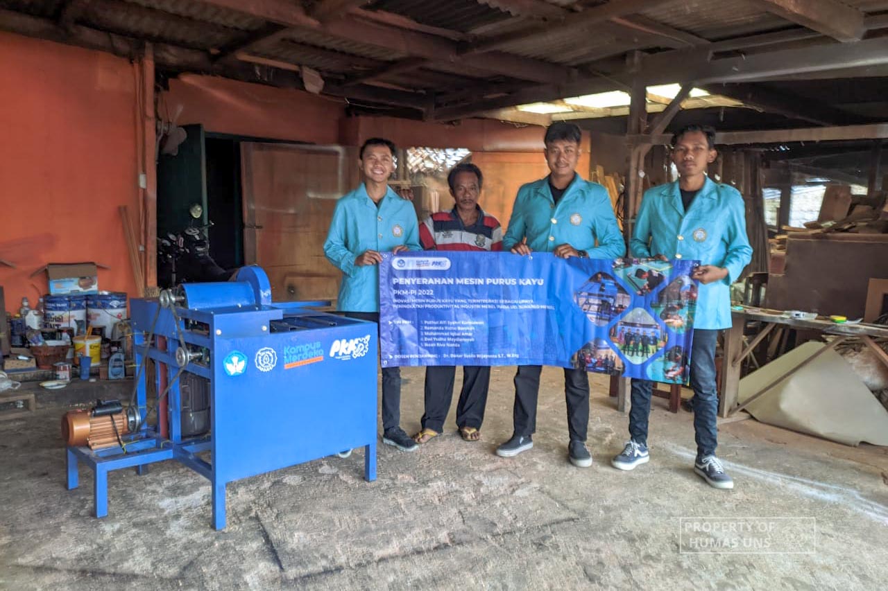 Mahasiswa UNS Ciptakan Inovasi Mesin Purus Kayu Terintegrasi untuk Meningkatkan Produktivitas Produksi Mebel