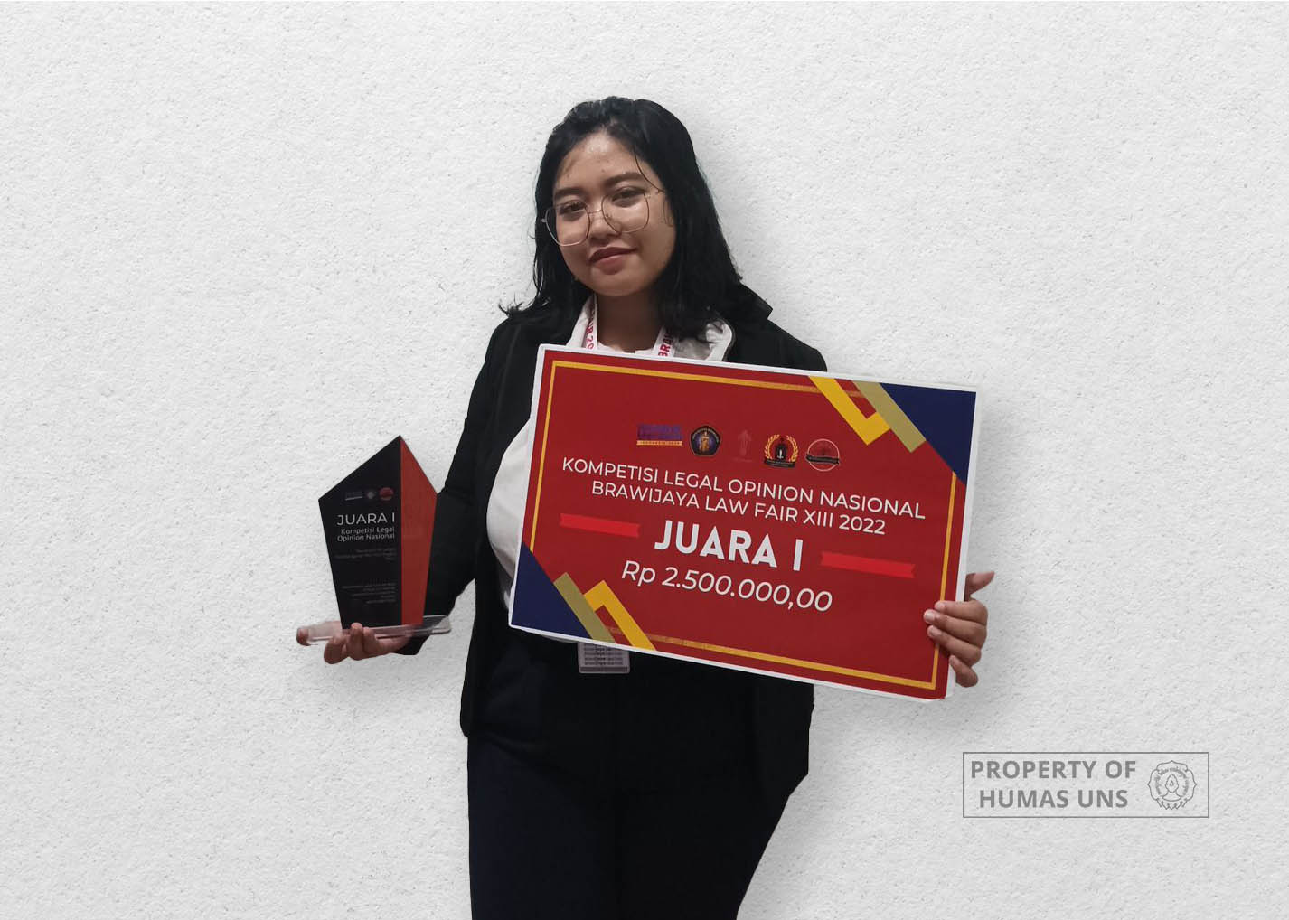 Membanggakan! Mahasiswa FH UNS Raih Juara 1 Lomba Legal Opinion Brawijaya Law Fair XIII 2022
