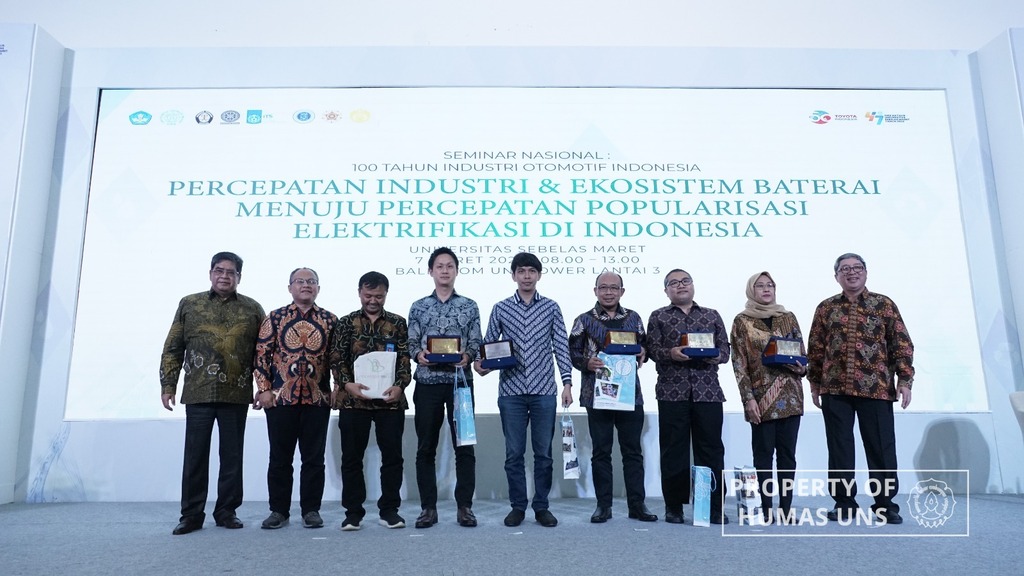 Gandeng PT Toyota Motor Manufacturing Indonesia, FT UNS Adakan Seminar Nasional