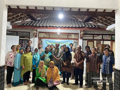 Tim MBKM Prodi HI UNS Adakan Sosialisasi Program Hidroponik di Desa Sanggung, Sukoharjo