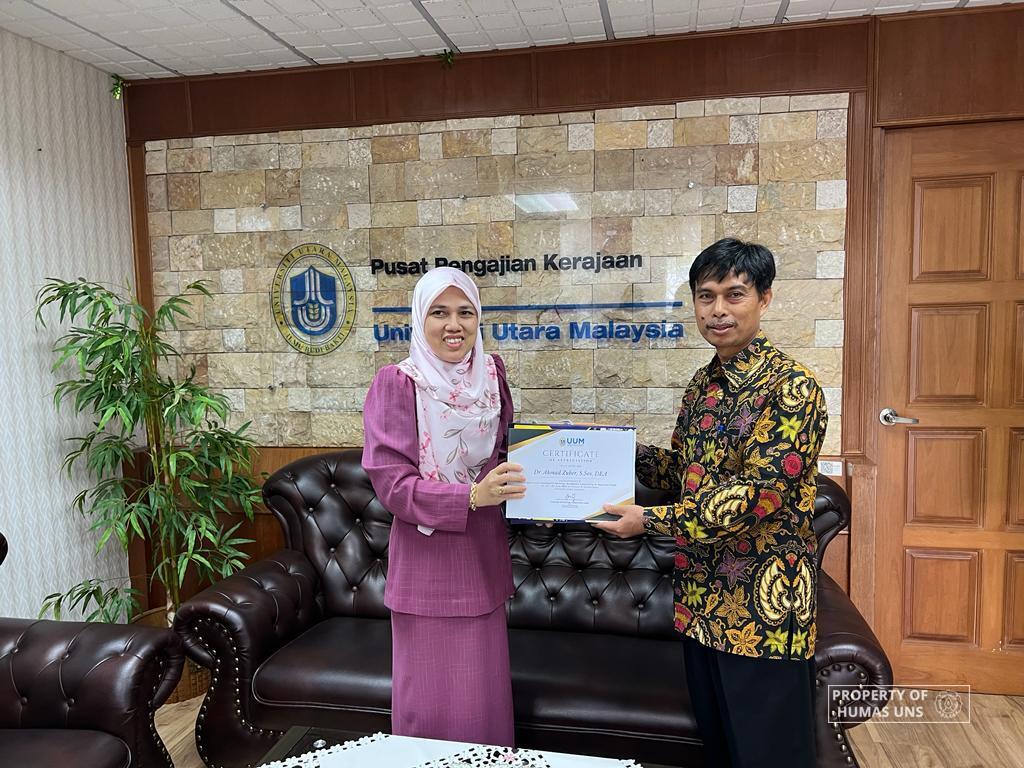Dosen FISIP UNS Kunjungi School of Government Universiti Utara Malaysia