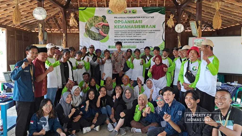 BEM FP UNS Bersama Petani Desa Glagahwangi Kunjungi Kelompok Tani Organik Desa Gentungan