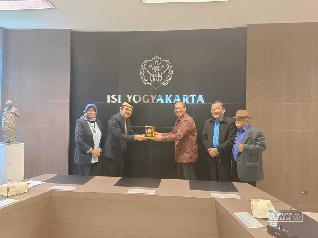 Menggali Nilai Luhur dan Filosofi Logo UNS, Dewan Profesor UNS Kunjungi ISI Yogyakarta