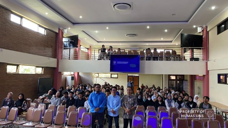General Lecture Prodi DKV FSRD UNS Kupas Bagaimana Perupaan dan Karakter Wayang