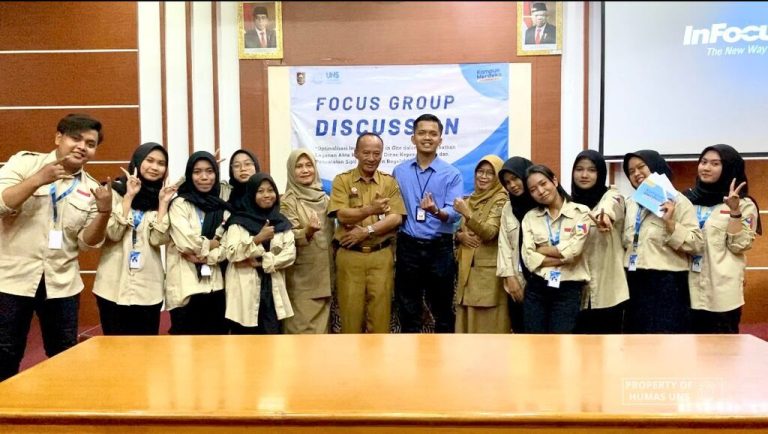 Mahasiswa UNS Adakan FGD Mengenai Layanan Three In One Dispendukcapil Kabupaten Boyolali