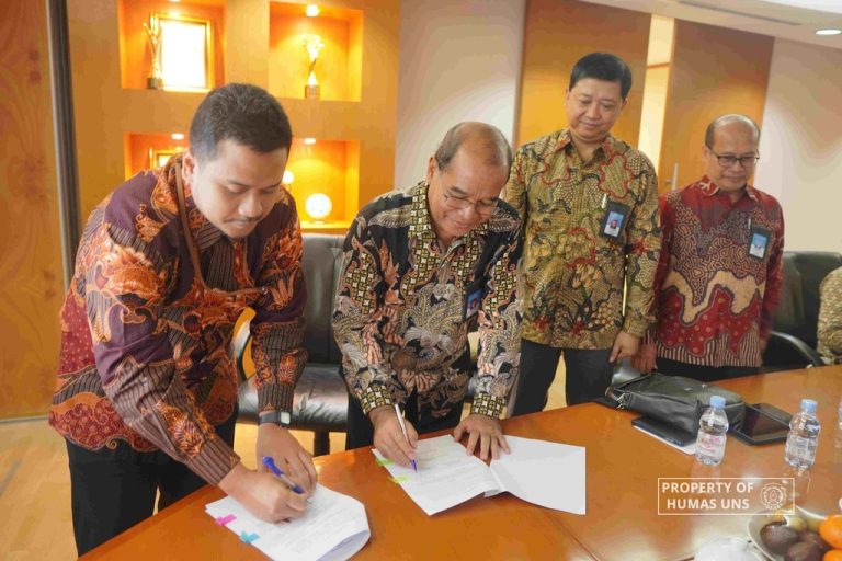Perluas Jaringan dengan Dunia Industri, FMIPA UNS Jalin Kerja Sama dengan PT Etana