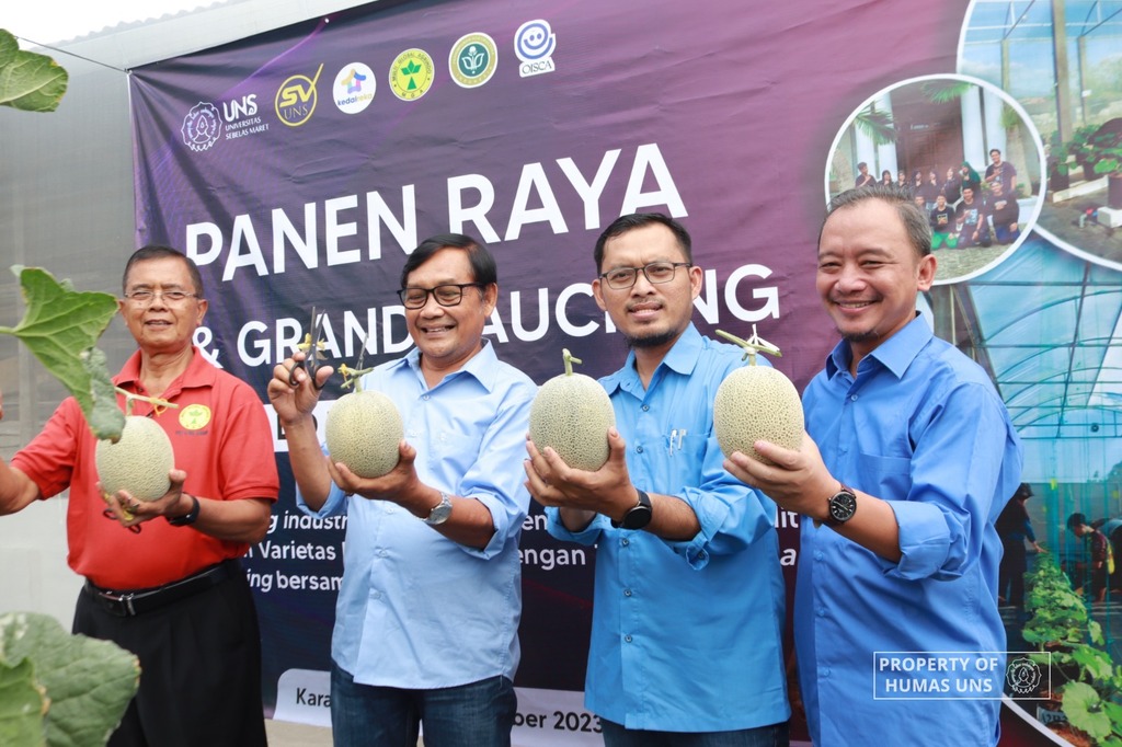 SV UNS Gelar Panen Raya dan Grand Launching Buah Melon Metando M15