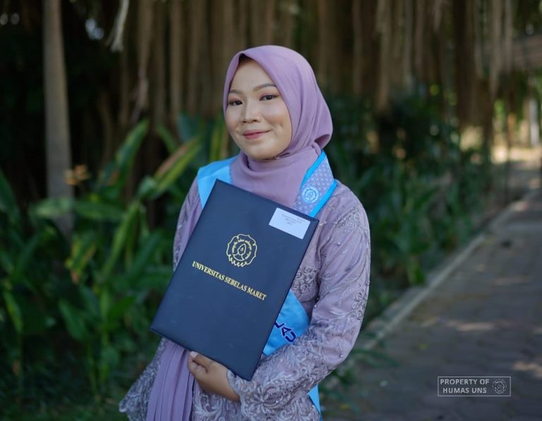 Alumnus FMIPA UNS Berhasil Raih Penghargaan ALMI Thesis Award 2023