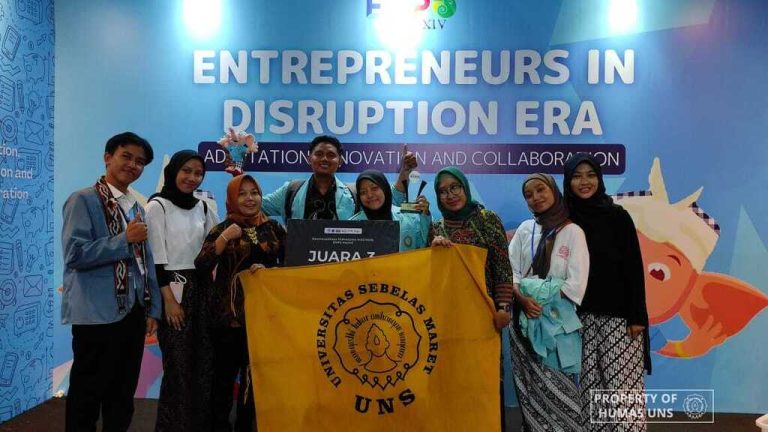 Perwakilan UNS Raih Juara 3 di Ajang KMI Awards 2023