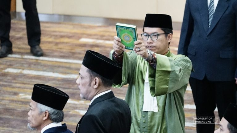 Rektor Lantik Pejabat Baru di Lingkungan UNS