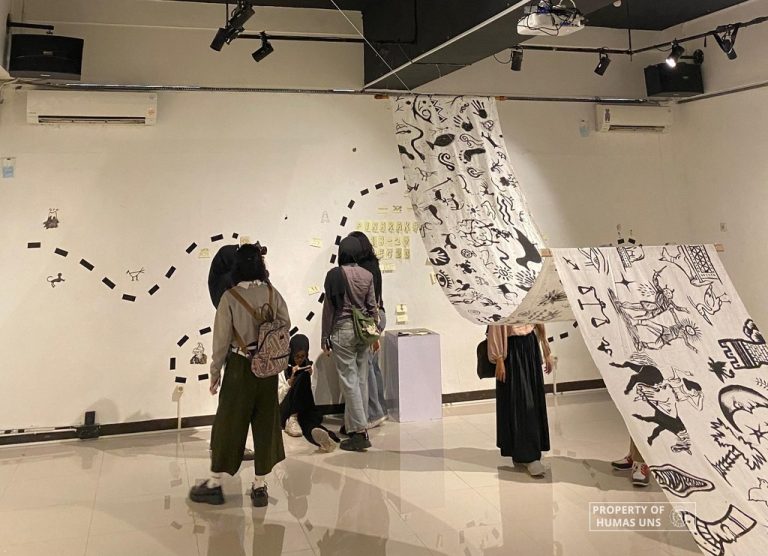 Tunjukkan Karya Unik dan Inovatif, Mahasiswa FSRD UNS Gelar Pameran Seni
