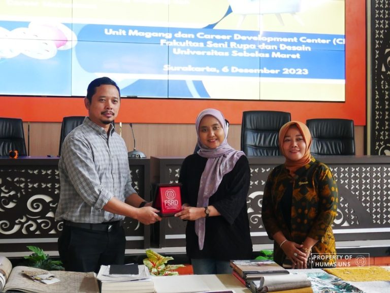 Unit Magang dan CDC FSRD UNS Gelar Kuliah Industri