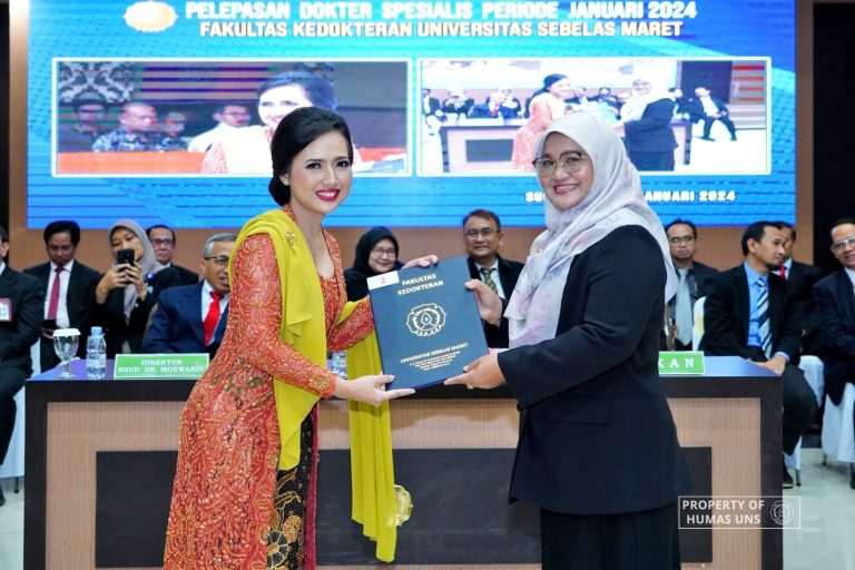 FK UNS Lepas 58 Dokter Spesialis Baru