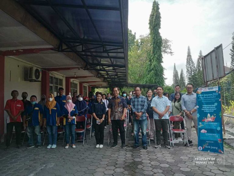 Paguyuban Umat Kristiani UNS dan ISI Gelar Bakti Sosial