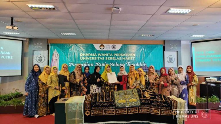 DWP UNS Berikan Pelatihan Cara Merawat Jenazah