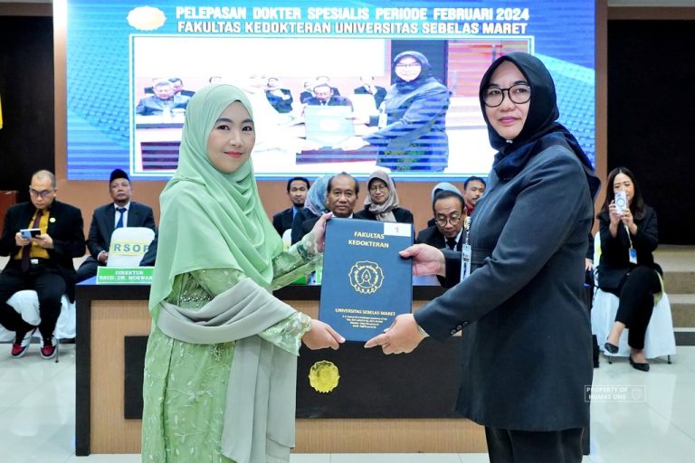 FK UNS Kembali Lepas Dokter Spesialis Baru