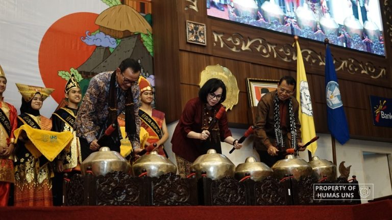 Mendikbudristek RI Apresiasi Sarasehan Kebudayaan 2024 di UNS
