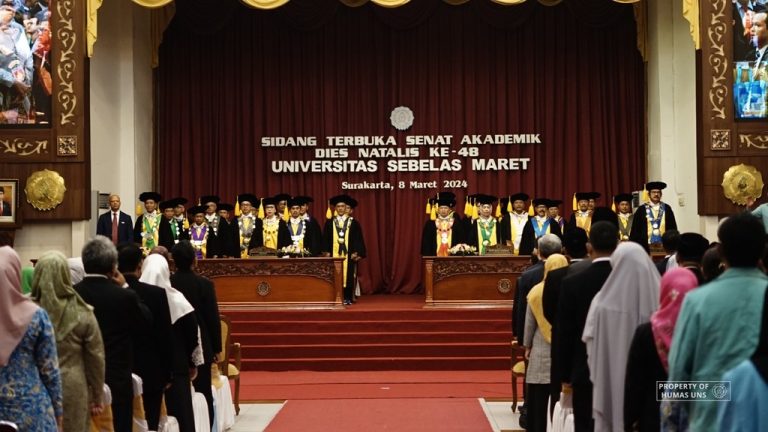 UNS Gelar Sidang Terbuka Senat Akademik dalam Rangka Dies Natalis ke-48