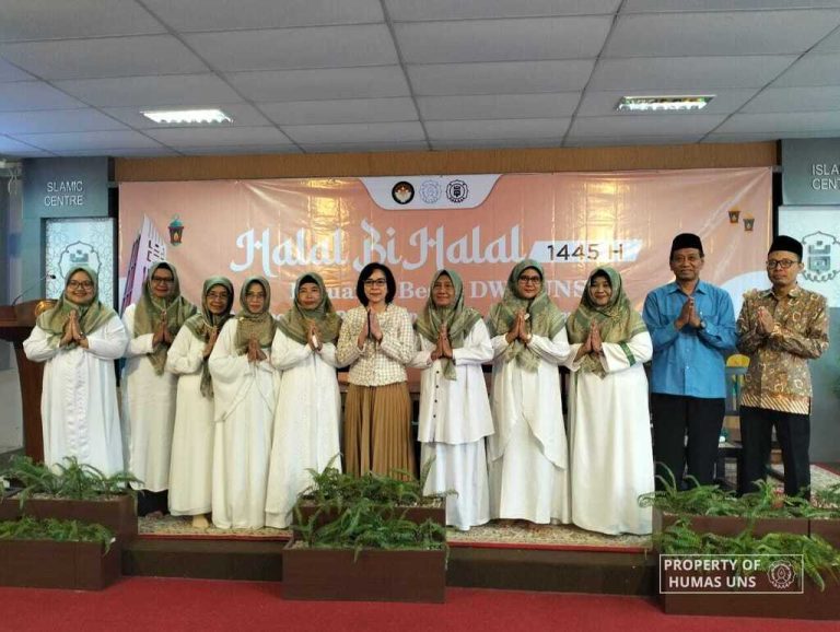Halalbihalal DWP UNS, Plt. Rektor Mengajak untuk Memelihara Semangat Kebersamaan dan Kekeluargaan