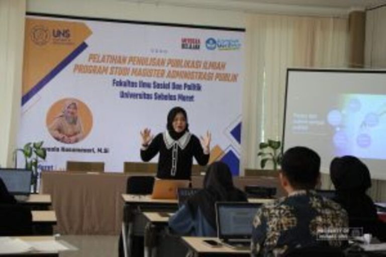 Prodi MAP FISIP UNS mengadakan Pelatihan Penulisan Publikasi Ilmiah