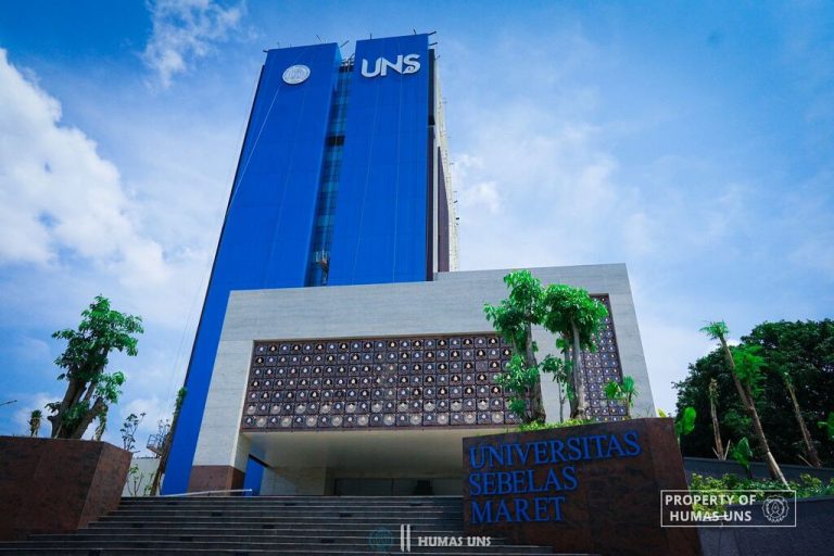 UNS Meraih Peringkat ke-8 Nasional pada Scimago Institution Rankings 2024