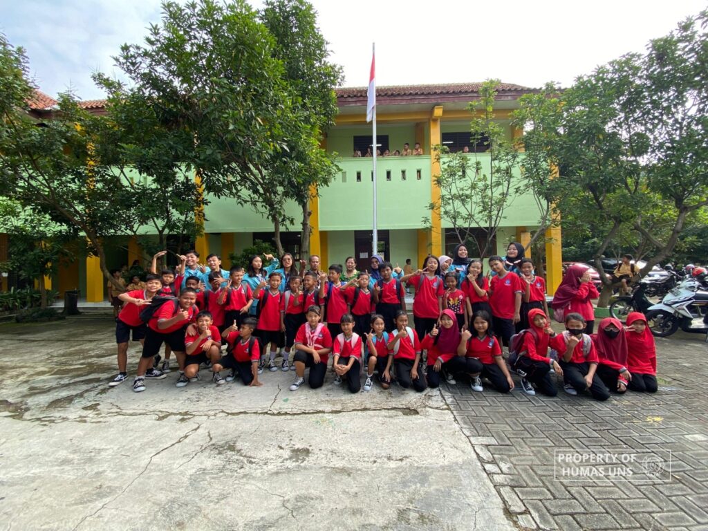KKN di Kelurahan Mojosongo, Mahasiswa PKP UNS Berkolaborasi dengan SD N Ngemplak No. 149 Surakarta
