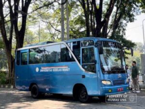 UNS Sediakan Fasilitas Kendaraan Bus Kampus Bagi Seluruh Sivitas Akademika