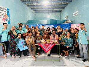 Tim PKM-PM Zero Stunting Corner UNS Gelar Sosialisasi dan Demo Memasak untuk Cegah Stunting di Kelurahan Mojosongo, Surakarta