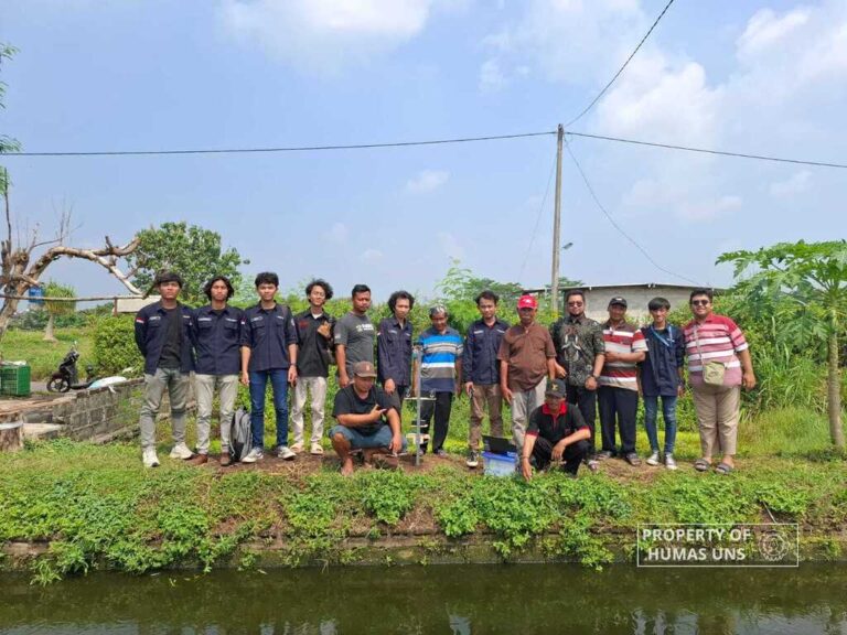 Tim PKM Teknik Mesin UNS Merancang Bangun Stationery Monitoring dan Kontrol Hama Hewan di Kampung Lele, Boyolali