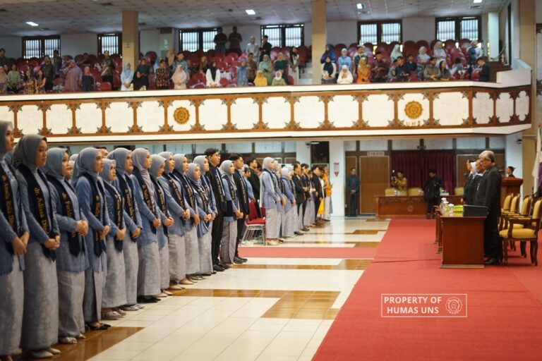 FK UNS Lantik 149 Dokter Baru Periode 228
