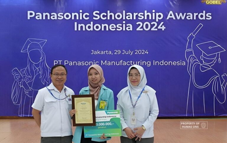Mahasiswa Teknik Industri FT UNS Raih Panasonic Scholarship Awards 2024