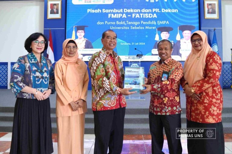 Plt. Rektor UNS Saksikan Pelaksanaan Serah Terima Jabatan Dekan FMIPA dan FATISDA