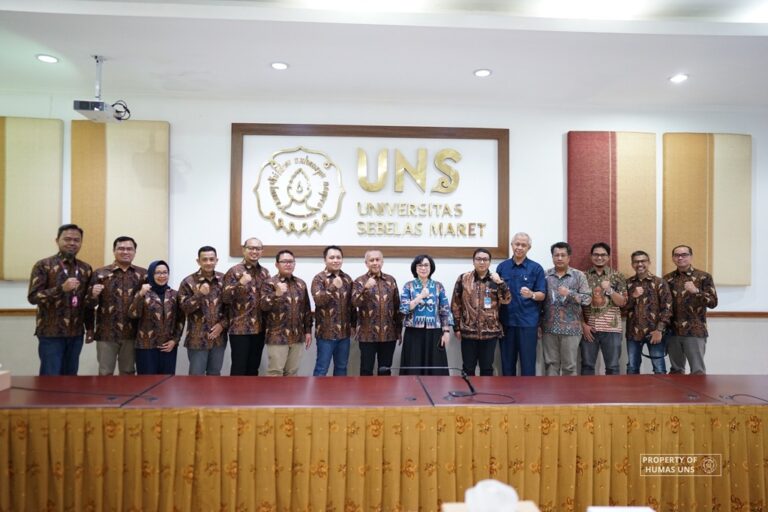 UNS Jalin Kerja Sama dengan Telkomsel