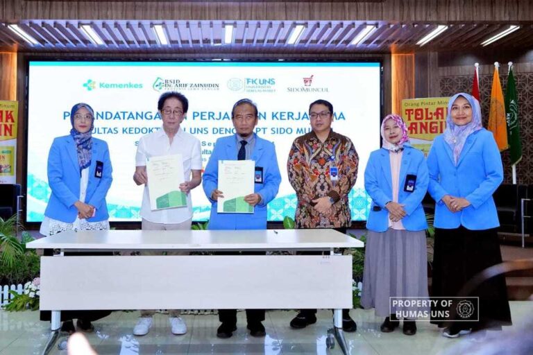 FK UNS Tandatangani Perjanjian Kerja Sama dengan PT Sido Muncul