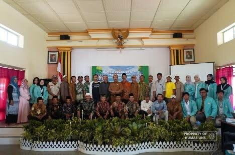 Mahasiswa UNS Hadirkan Solusi Praktis Pengelolaan Sampah Rumah Tangga di Desa Plumpung