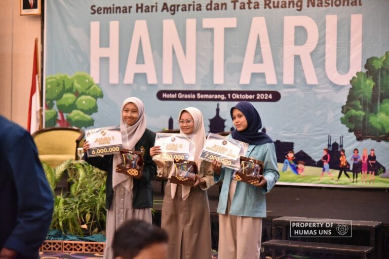 Mahasiswa PWK UNS Raih Penghargaan Inovasi Tata Ruang Kota Semarang oleh Distaru