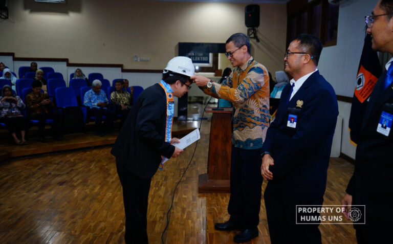 PSPPI FT UNS Lantik 34 Insinyur Baru: Tekankan Profesionalisme dan ...