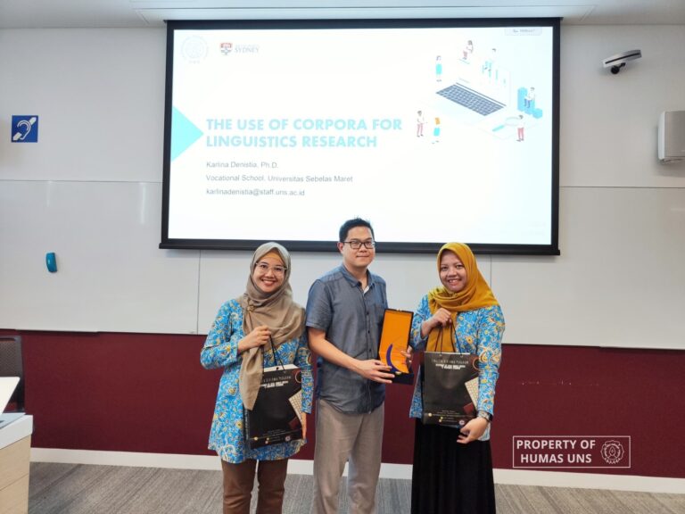 Prodi D3 Bahasa Inggris SV UNS Realisasikan Riset Kolaborasi Internasional dengan Faculty of Arts and Social Sciences, University of Sydney