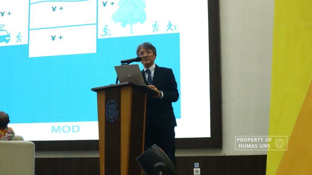 Puncak Acara Civilweek UNS 2024 Selenggarakan Seminar Internasional dan Penghargaan Pemenang Kompetisi