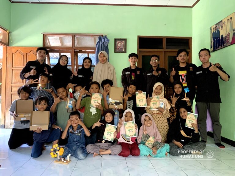 Tim Hibah MBKM Pendidikan Teknik Mesin UNS Gelar Edukasi Konsep Energi Baru dan Terbarukan di Sekolah Alam Solo Raya, Klaten