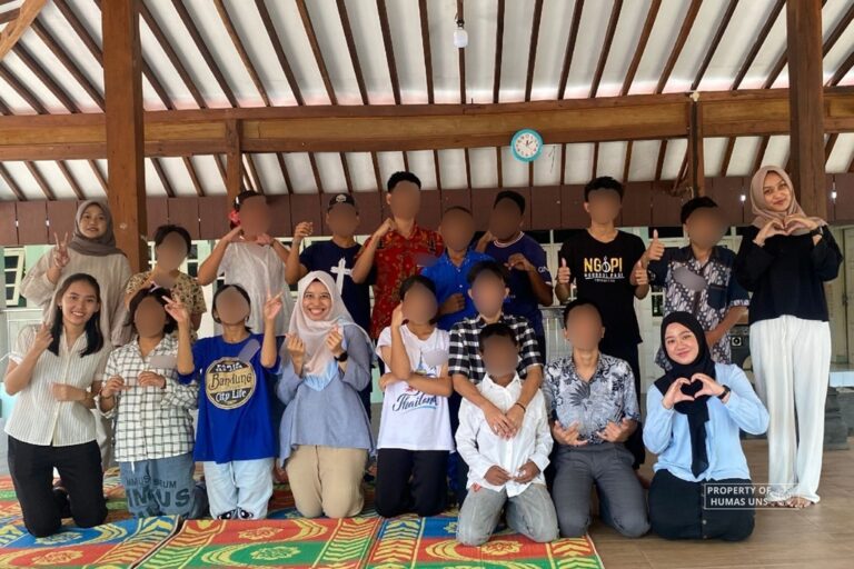 Tim MBKM Riset FaPsi UNS Lakukan Program Penanganan Dampak Kejadian Buruk di Masa Lalu untuk Remaja Panti Asuhan