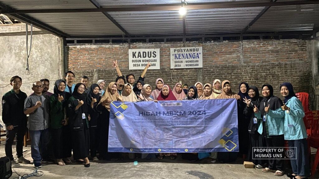 Berhasil Ubah Bahan Baku Mentah Menjadi Produk Jadi, Tim Hibah MBKM UNS Gandeng KWT Kenanga Lakukan Konservasi dan Hilirisasi TOGA