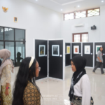 Pameran GRAFFOT Bertajuk TINGALI Kembali digelar di Aula Kampus UNS Mesen