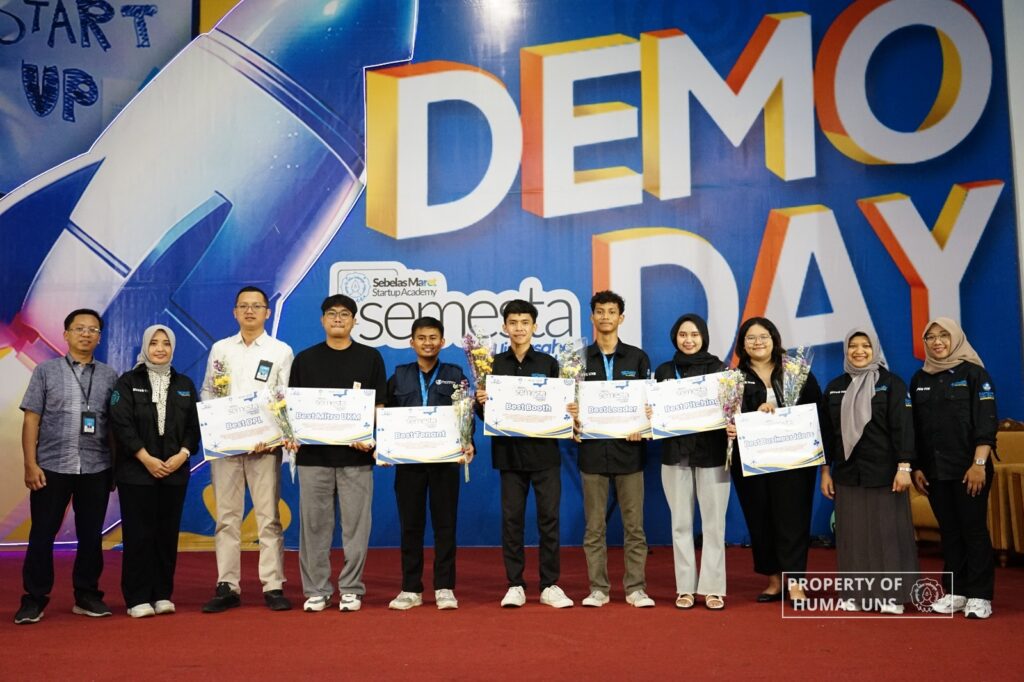 Talkshow dan Awarding Ramaikan Hari Kedua Demo Day Semesta WMK UNS