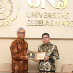 Rektor UNS Terima Kunjungan Bupati Sambas, Perkuat Kerja Sama Bidang Kesehatan dan SDM